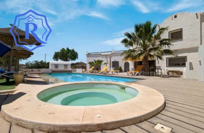 Propriéte d'exception : Villa Reine sur grand terrain vue mer vendu meublée