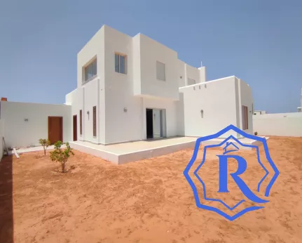 Maison 03 suites faisant l'angle à vendre a Djerba image-33