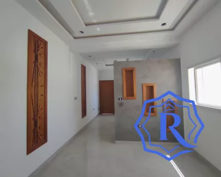 Maison 03 suites faisant l'angle à vendre a Djerba image-2