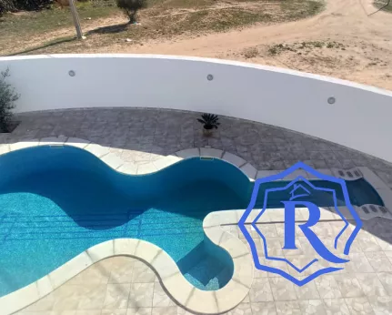 Villa GUITARA avec piscine sur Djerba à 07 min de la mer image-24