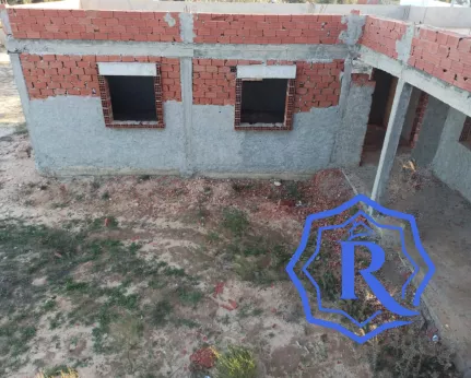 Maison inachevée à vendre à Djerba titre bleu image-48