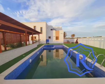 Villa de maitre avec piscine et grande jardin dans un quartier chic image-17