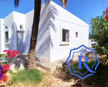 Villa avec piscine petit budget à vendre à Djerba image-4