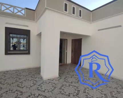 Maison meublée 06 pièces avec terrain titre bleu a vendre a Djerba Midoun image-9
