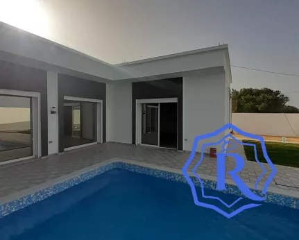 Maison avec piscine privé entre midoun et la plage à vendre image-7