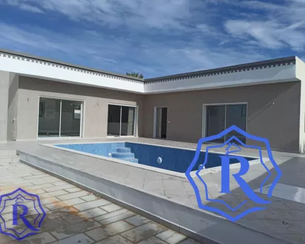 Villa moderne avec piscine à vendre en zone urbaine image-22
