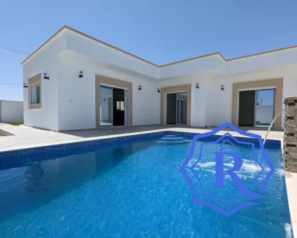 Villa LINCOLN F5 avec piscine dans un endroit magnifique image-10