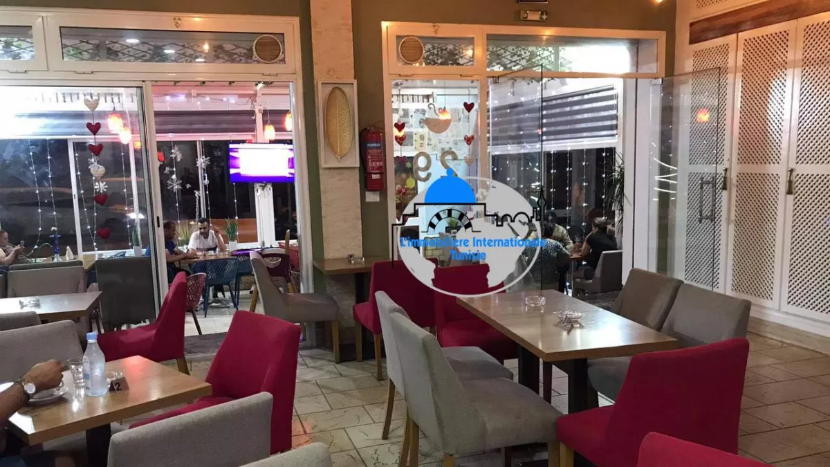 فرصة ذهبية للرواد الأعمال: مشروع مقهى للبيع في بانوراما سوسة