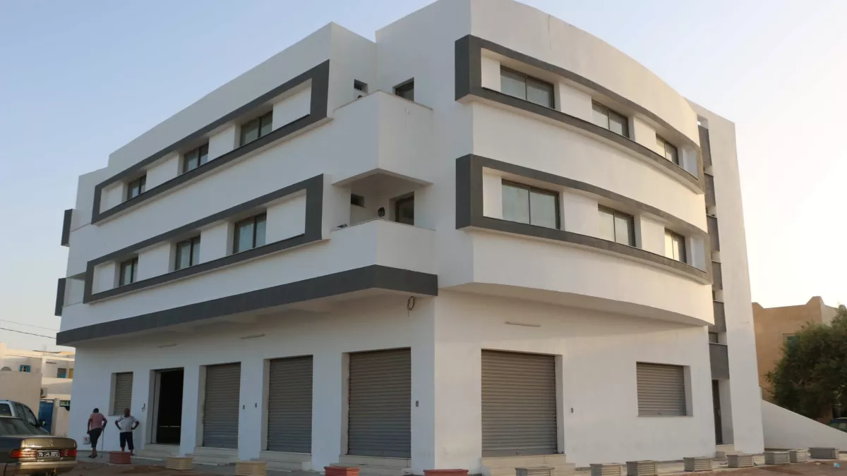 أرضيات تجارية في قلب ميدون: فرصة استثنائية!