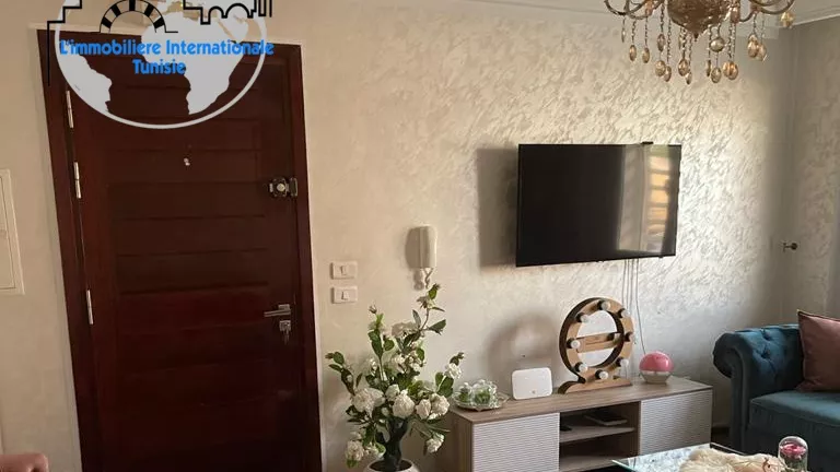 شقة س+2 مشرقة في خزمة است