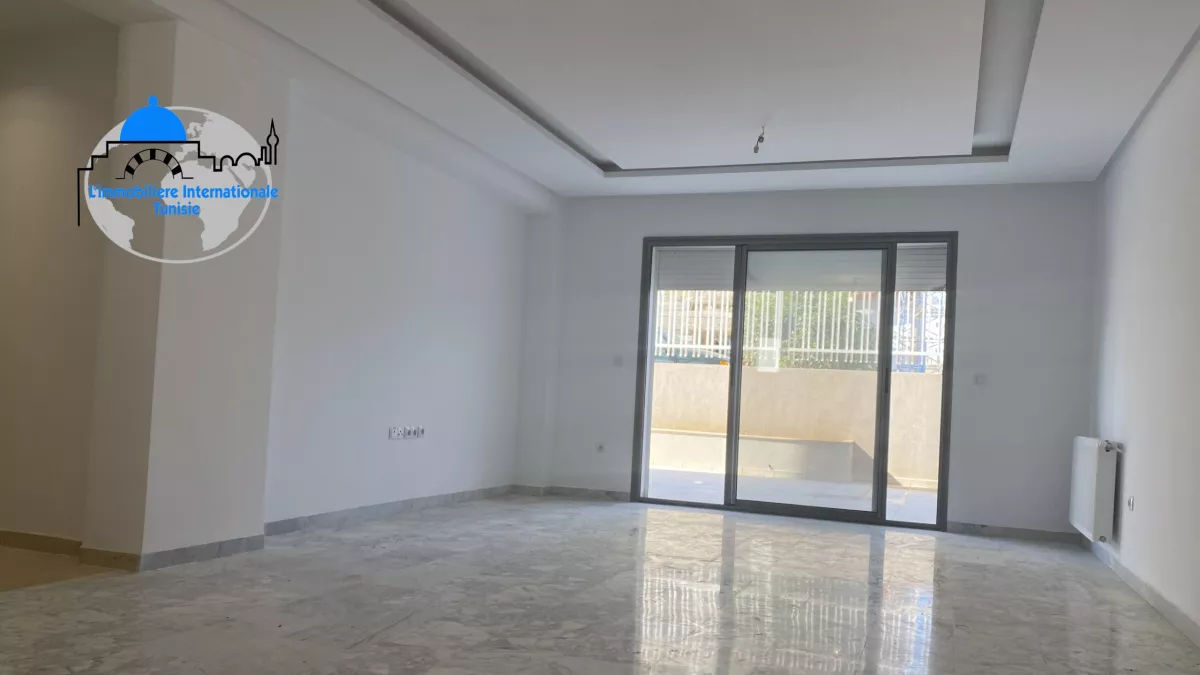 Entdecken Sie den Charme dieser hellen S+3-Wohnung in Sousse!