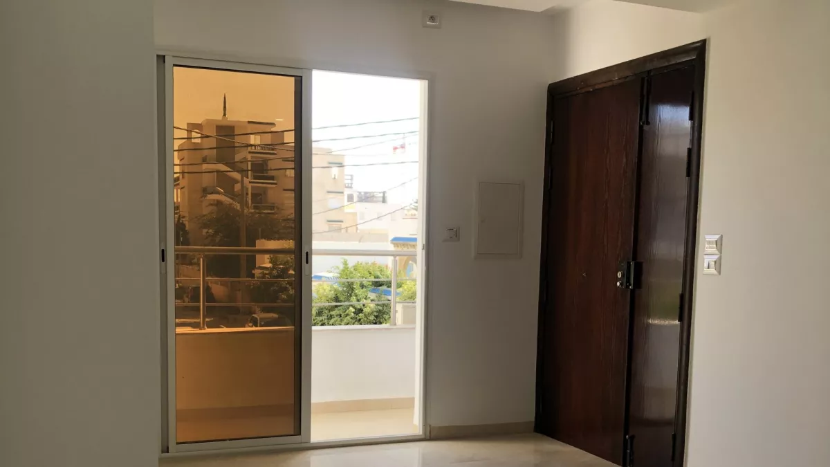 شقة استثنائية S2 للكراء في khuzaama الشرقية، سوسة