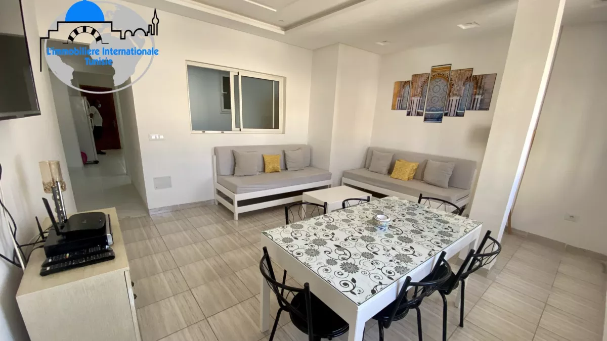 شقة S+2 فاخرة في قلب كورنيش سوسة: راحة، أمان، وموقع استراتيجي