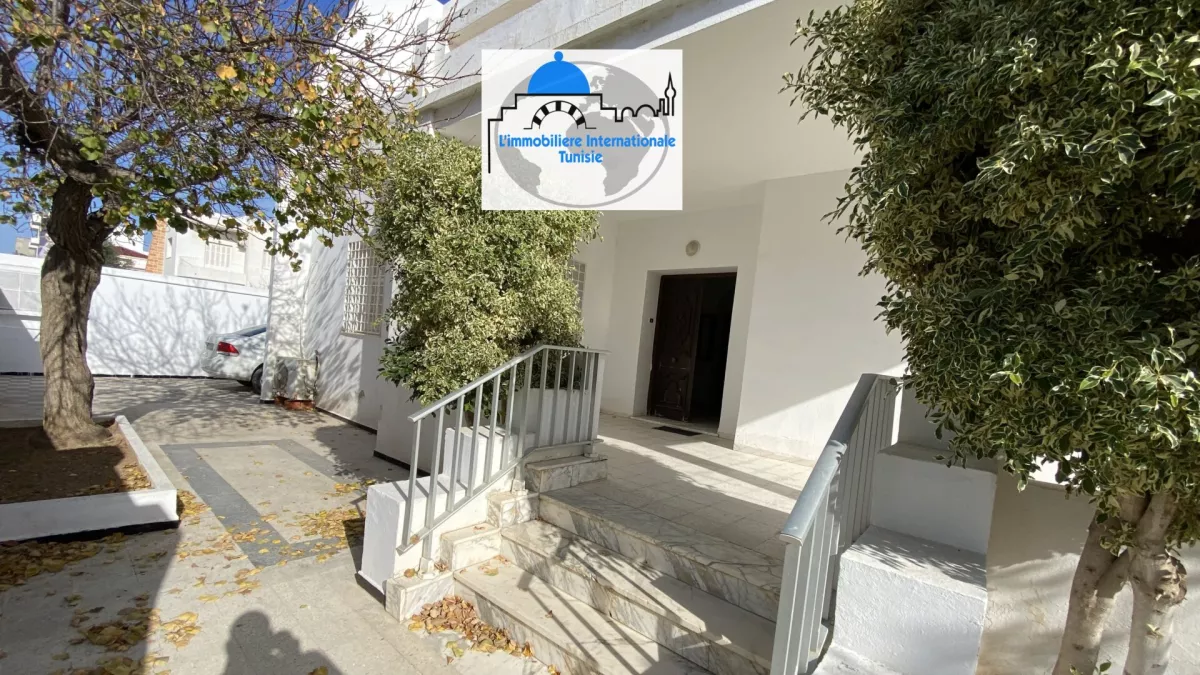 American-Style Villa for Rent in Khezama, Sousse - A Dream Location