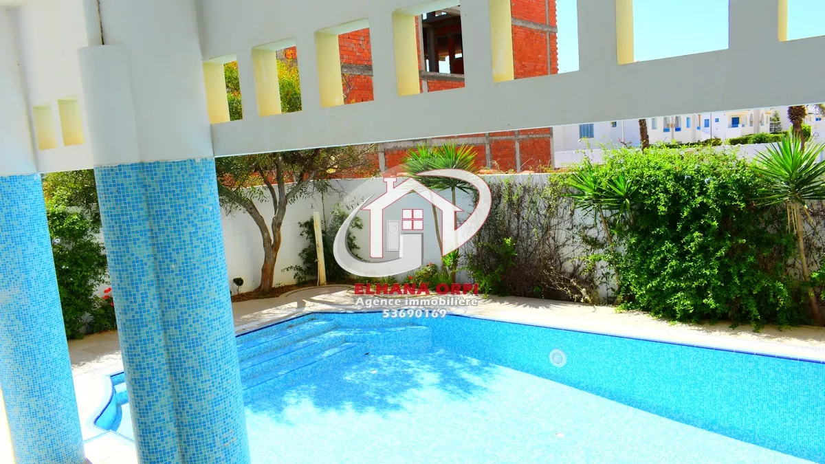 شقة على الأرضية الأرضية مع مسبح في منطقة السياحة في المهدية