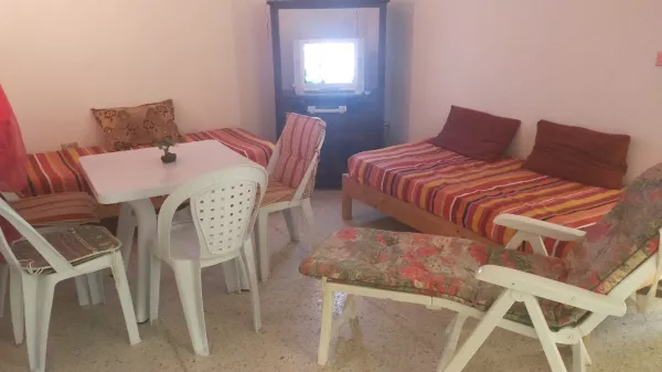 Charming Beachside Cottage in Korba Tazarka