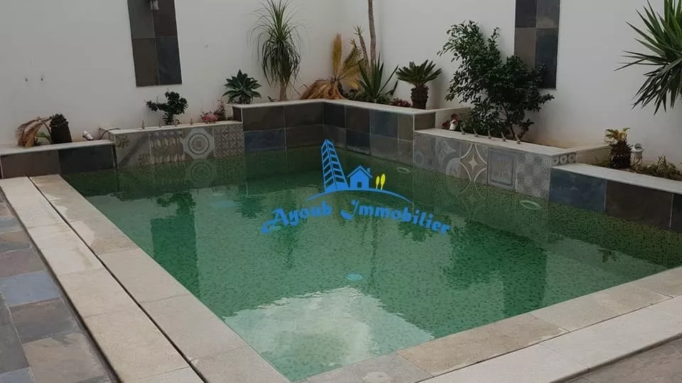 فيلا فاخرة X 6: ملاذك في حمامات