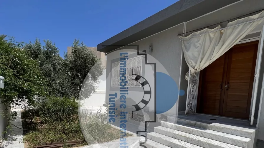 فيلا فاخرة S3 في خزمة: ملاذ من السلام والفخامة