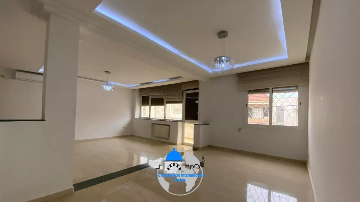 Charming S+4 Villa Floor in Sahloul