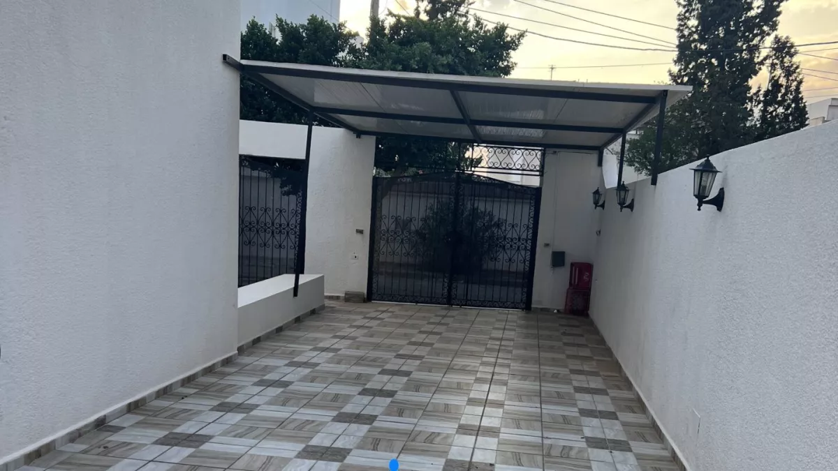 Spacious S+2 Floor Villa in Cité Olympique, Sousse