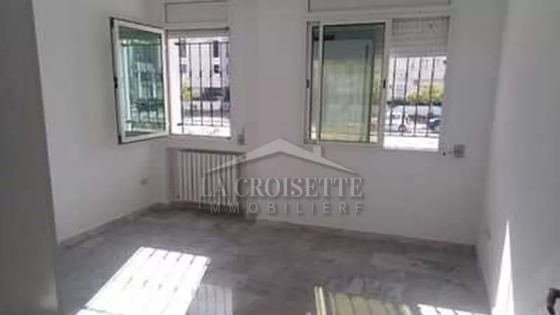 شقة فاخرة للايجار في بريج دو لاك 2