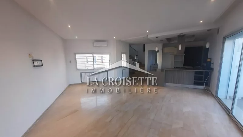 Lussuoso Duplex in Affitto a Berges Du Lac 1, Tunisi: Una Locazione da Sogno