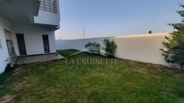 Luxury S+4 Villa in La Soukra