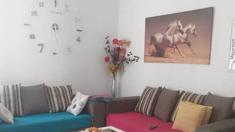 Appartamento di Lusso a Khzema: Un Rifugio di Lusso e Comfort