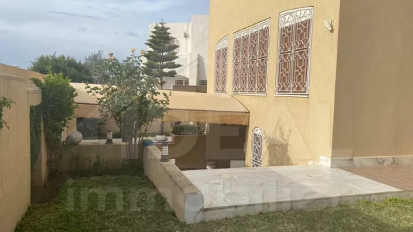 Elegant Villa in Manar 1