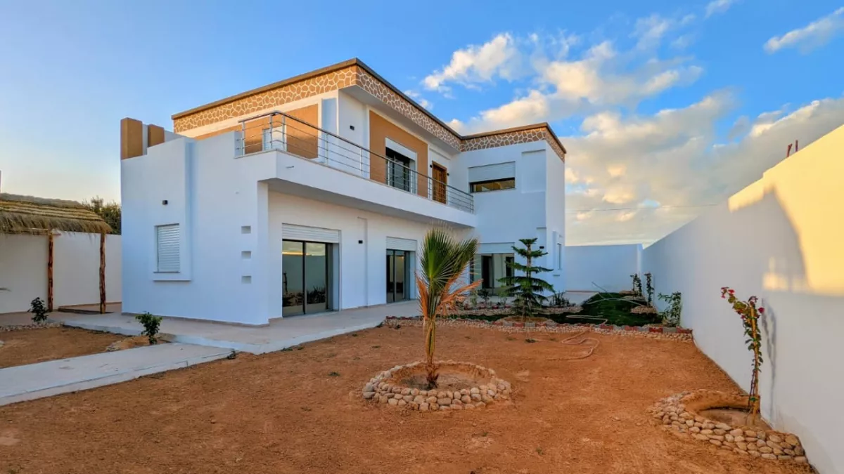 فيلا "GREEK" – جربة: واحة أحلامك على بُعد نقرة!