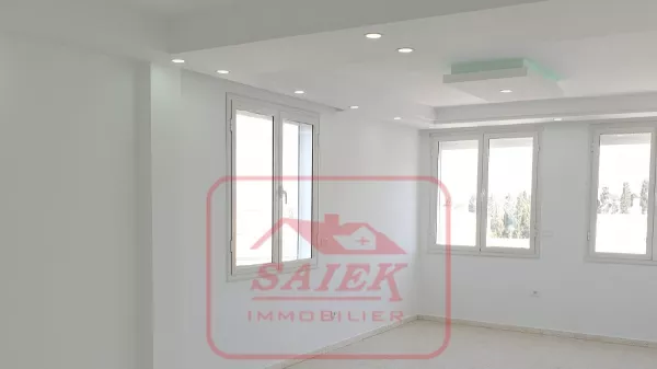 Luxury Villa Floor for Rent in La Corniche, Bizerte