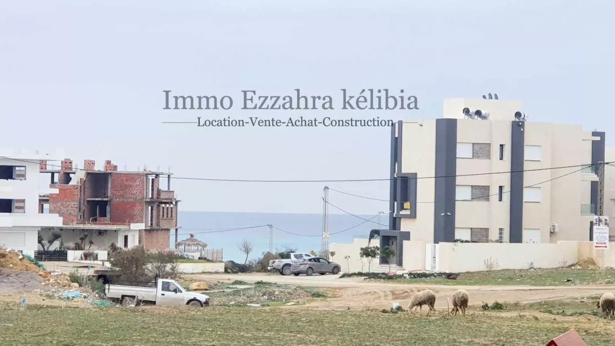 تطوير الحلم في عزة حامم غزاز، بالقرب من الشاطئ