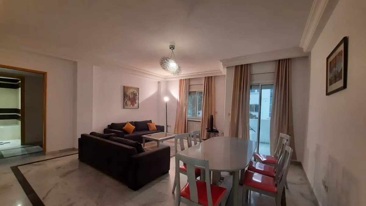 Luxury Villa with Garden in La Marsa: A Haven of Peace and Comfort