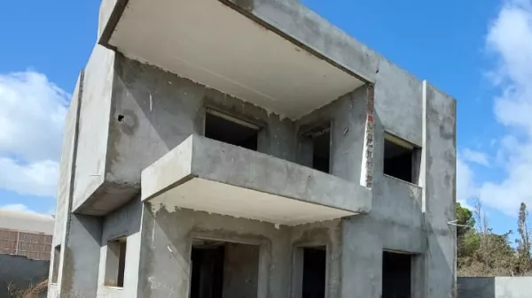 Unfinished Villa of 500m² in Sidi Mahrsi, Nabeul