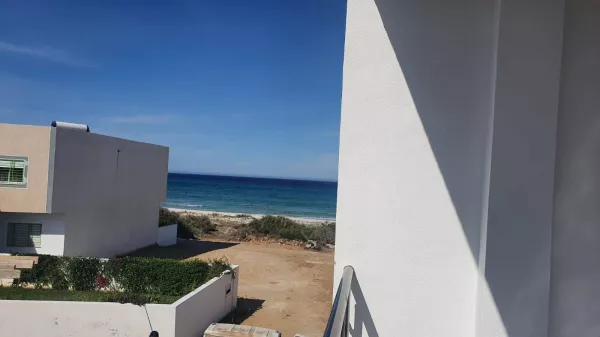 Beachfront Oasis in Ezzahra Hammem Ghezaz, Nabeul