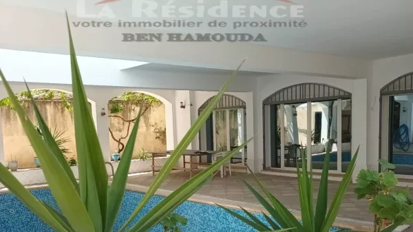 Luxury Villa with Pool in Prime Location, Bizerte