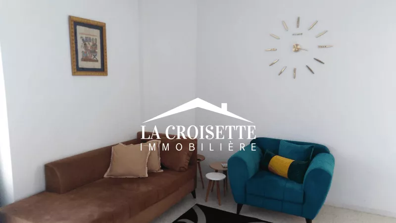 Appartamento S+1 a Kram: Un Rifugio di Pace a Tunisi