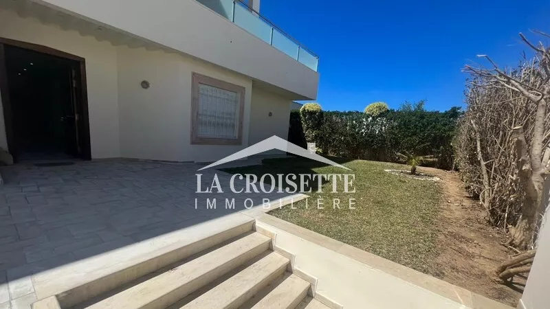 Luxury Villa S+4 with Pool in Gammarth: A Haven of Peace and Elegance for Rent