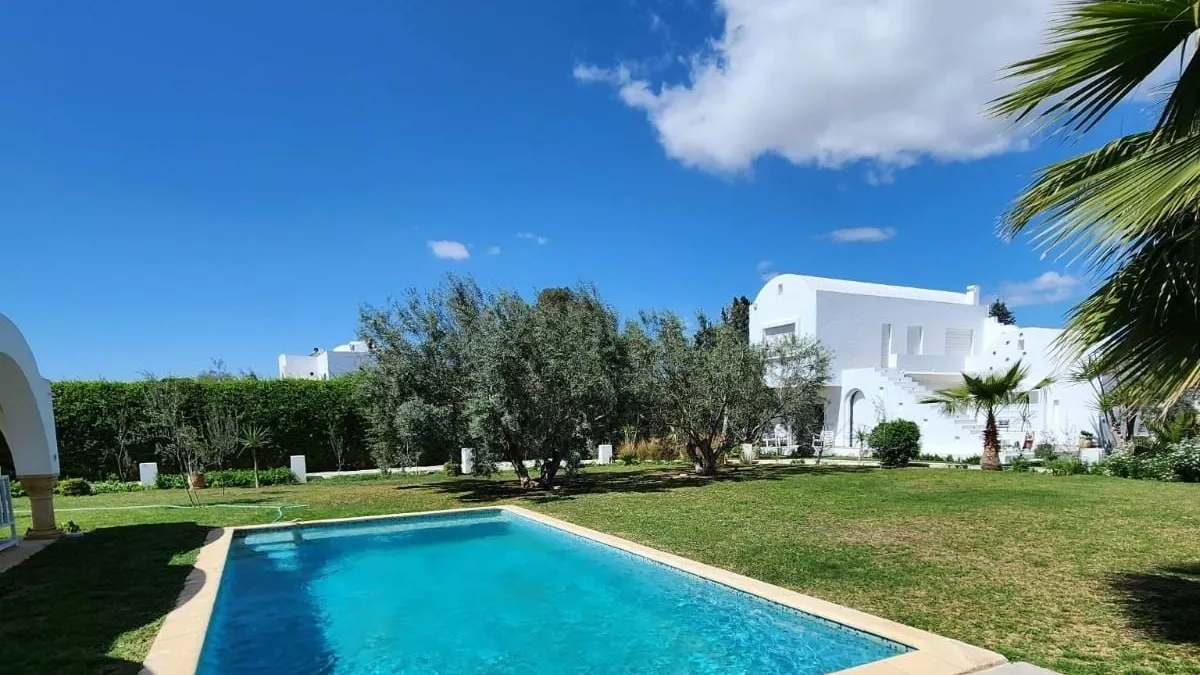 Villa Adnen: Your Dream Retreat in Hammamet