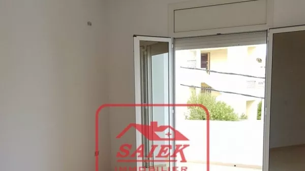 Office, Commercial, and Administrative Apartment in Bizerte