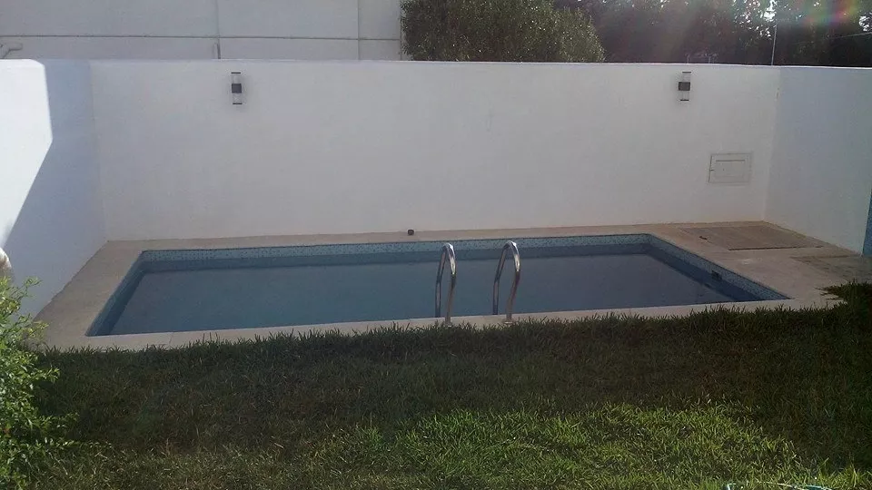 فيلا فلونس: ملاذك الفاخر في الحمامات