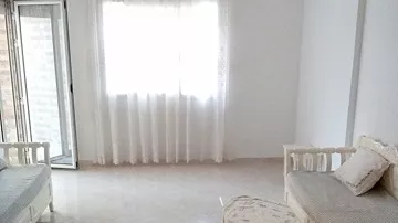Furnished Apartment in Sidi Salem, Bizerte, with Beachfront Views