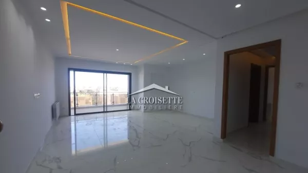 Luxury S+4 Apartment in Jardins de Carthage