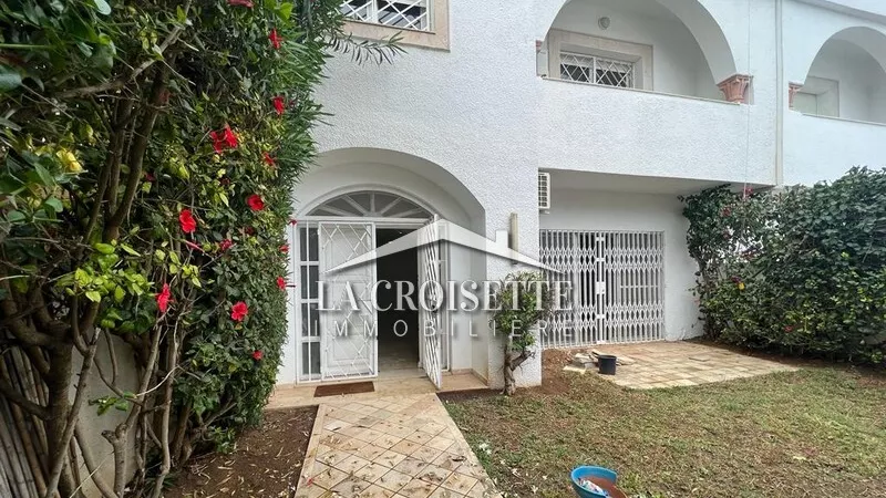 دوبلكس فاخر مع حديقة للإيجار في العمروسة – المرسى