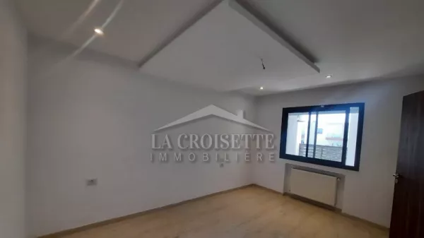 شقة س+1 مثالية في لا سوكra