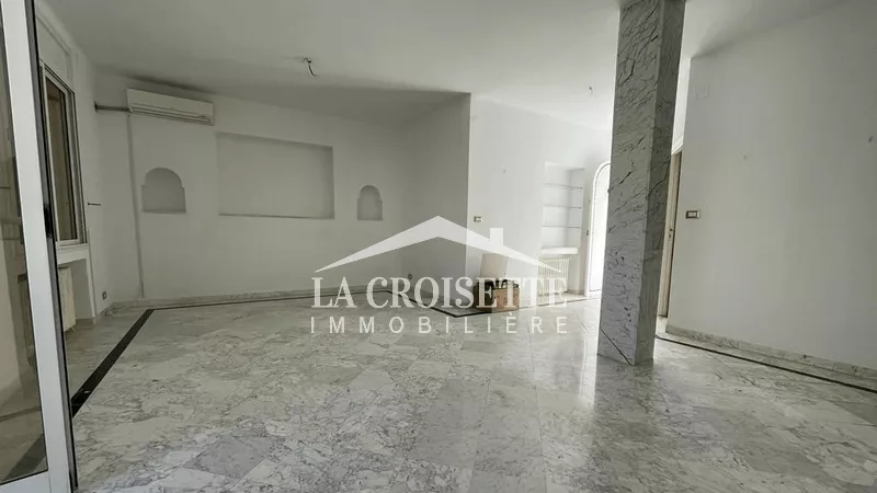 شقة فيلا فاخرة للإيجار في لامارسا: انتظروا المنزل المثالي!