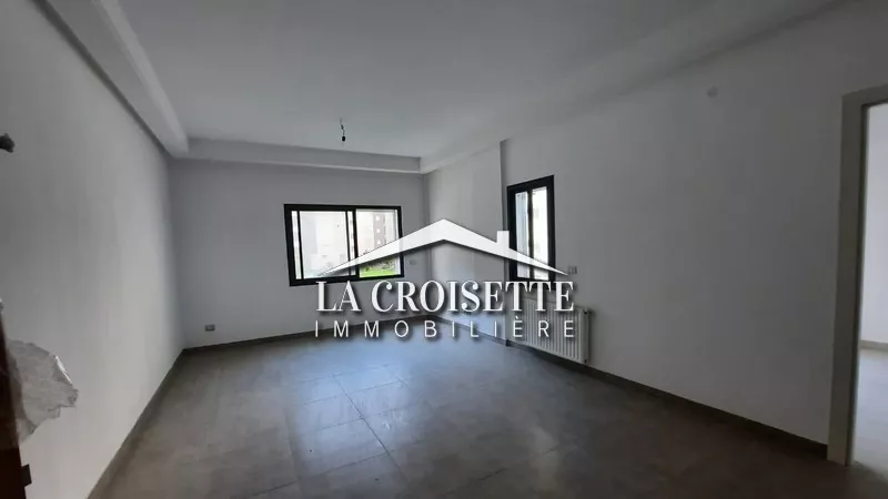 Luxuswohnung S+4 zum Verkauf in den Jardins de Carthage: Ein Hort der Ruhe