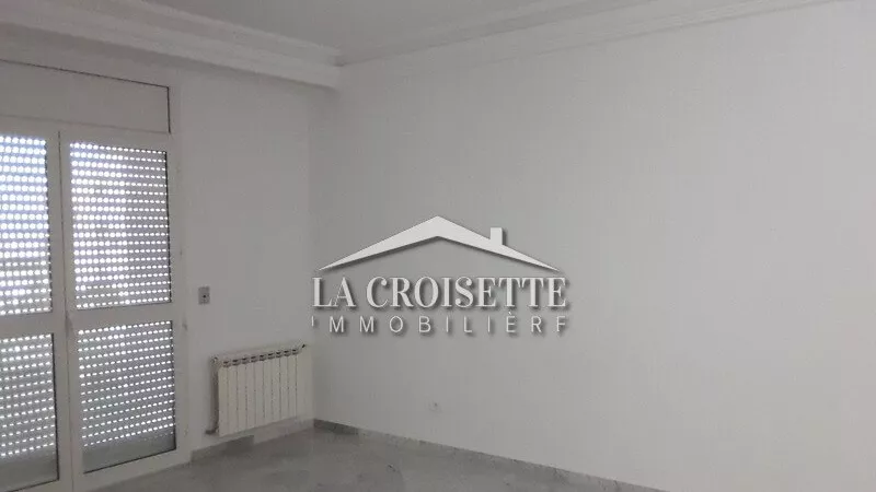 Comfortable and Secure 4-Room Apartment in Ain Zaghouan Nord