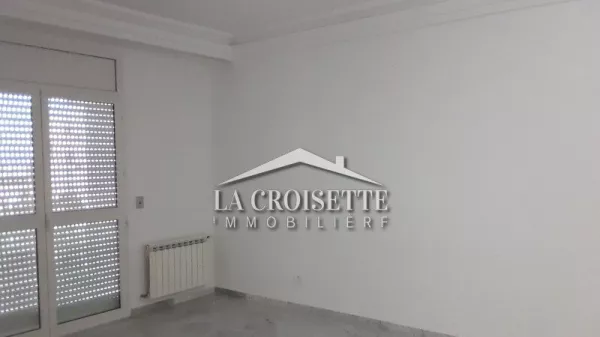 Comfortable and Secure 4-Room Apartment in Ain Zaghouan Nord