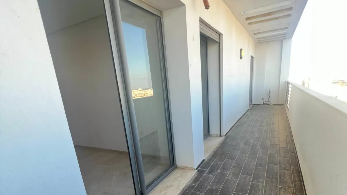 Unmöblierte S+2 Wohnung zur Miete in Sahloul 4